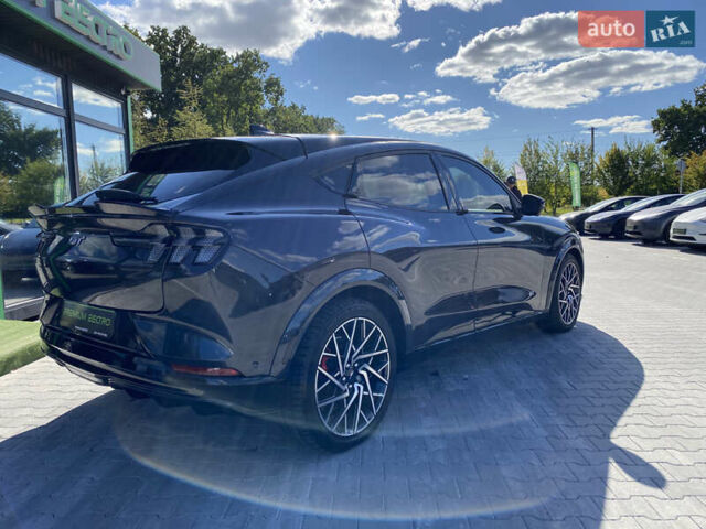 Серый Форд Mustang Mach-E, объемом двигателя 0 л и пробегом 35 тыс. км за 33900 $, фото 7 на Automoto.ua