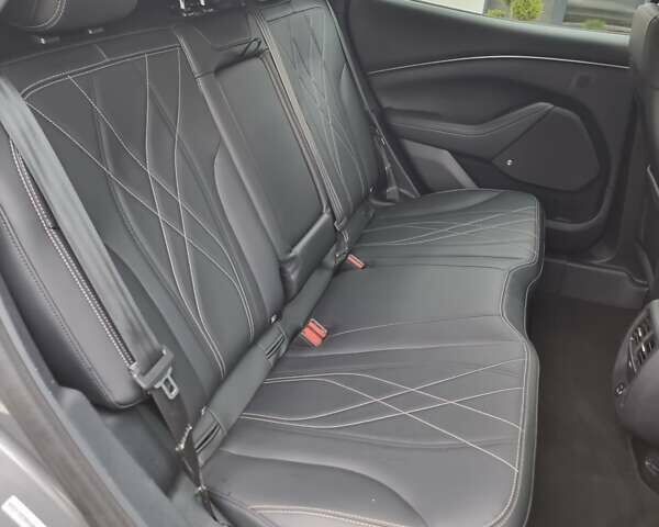 Серый Форд Mustang Mach-E, объемом двигателя 0 л и пробегом 175 тыс. км за 21900 $, фото 34 на Automoto.ua