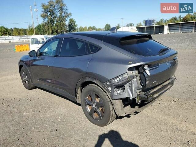 Серый Форд Mustang Mach-E, объемом двигателя 0 л и пробегом 42 тыс. км за 10000 $, фото 1 на Automoto.ua