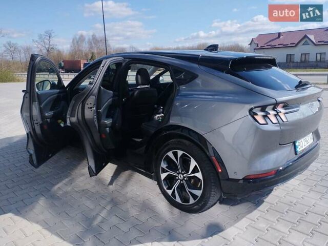 Серый Форд Mustang Mach-E, объемом двигателя 0 л и пробегом 86 тыс. км за 26100 $, фото 6 на Automoto.ua