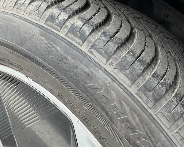 Серый Форд Mustang Mach-E, объемом двигателя 0 л и пробегом 48 тыс. км за 21800 $, фото 32 на Automoto.ua