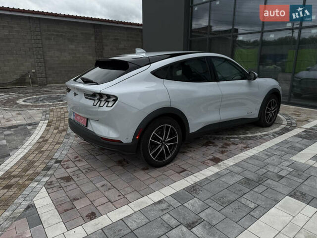 Серый Форд Mustang Mach-E, объемом двигателя 0 л и пробегом 76 тыс. км за 20999 $, фото 44 на Automoto.ua