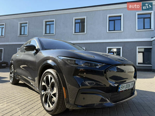 Серый Форд Mustang Mach-E, объемом двигателя 0 л и пробегом 42 тыс. км за 26500 $, фото 4 на Automoto.ua