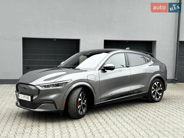 Сірий Форд Mustang Mach-E, об'ємом двигуна 0 л та пробігом 158 тис. км за 27772 $, фото 4 на Automoto.ua