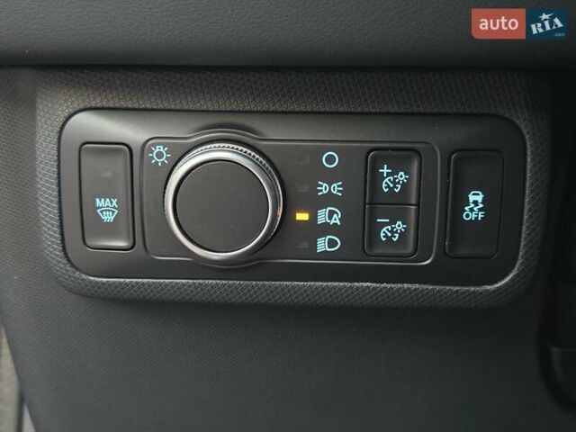 Серый Форд Mustang Mach-E, объемом двигателя 0 л и пробегом 48 тыс. км за 26000 $, фото 28 на Automoto.ua