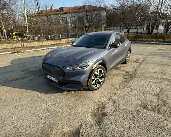 Серый Форд Mustang Mach-E, объемом двигателя 0 л и пробегом 59 тыс. км за 25500 $, фото 28 на Automoto.ua