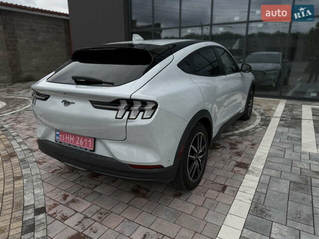 Серый Форд Mustang Mach-E, объемом двигателя 0 л и пробегом 76 тыс. км за 20999 $, фото 21 на Automoto.ua