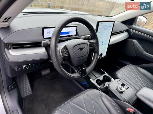 Сірий Форд Mustang Mach-E, об'ємом двигуна 0 л та пробігом 181 тис. км за 22600 $, фото 27 на Automoto.ua