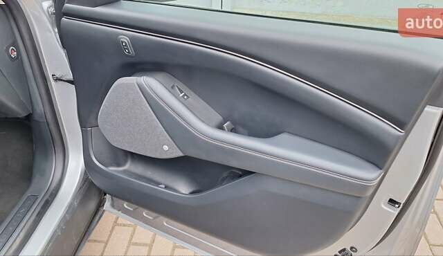 Серый Форд Mustang Mach-E, объемом двигателя 0 л и пробегом 136 тыс. км за 21800 $, фото 28 на Automoto.ua
