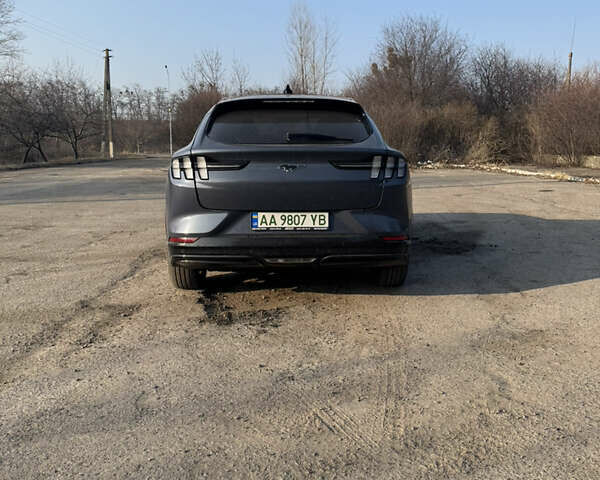Серый Форд Mustang Mach-E, объемом двигателя 0 л и пробегом 59 тыс. км за 25500 $, фото 47 на Automoto.ua