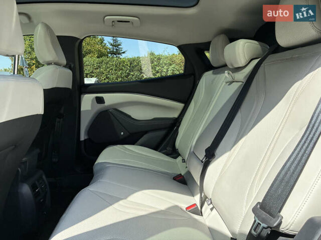 Серый Форд Mustang Mach-E, объемом двигателя 0 л и пробегом 48 тыс. км за 29000 $, фото 24 на Automoto.ua