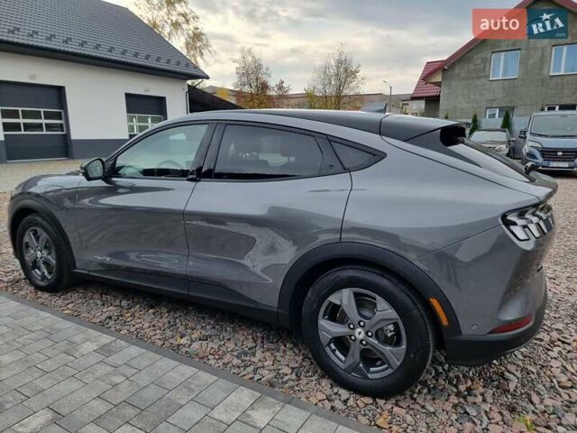 Серый Форд Mustang Mach-E, объемом двигателя 0 л и пробегом 175 тыс. км за 21900 $, фото 7 на Automoto.ua