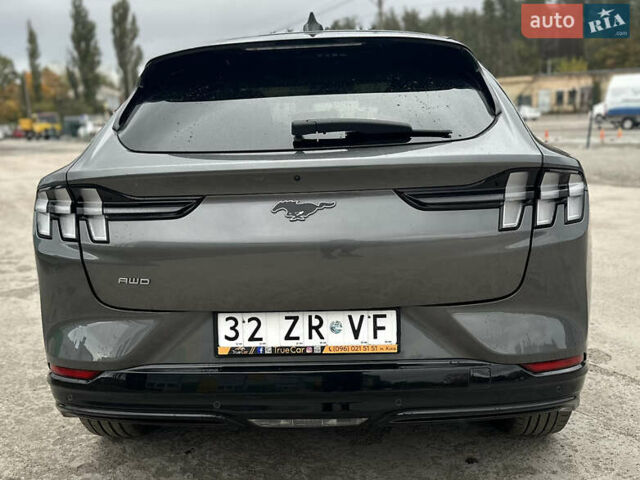 Сірий Форд Mustang Mach-E, об'ємом двигуна 0 л та пробігом 76 тис. км за 25500 $, фото 4 на Automoto.ua