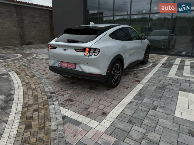 Серый Форд Mustang Mach-E, объемом двигателя 0 л и пробегом 76 тыс. км за 20999 $, фото 15 на Automoto.ua