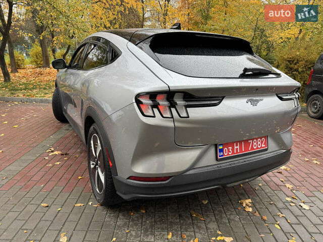 Серый Форд Mustang Mach-E, объемом двигателя 0 л и пробегом 46 тыс. км за 22500 $, фото 50 на Automoto.ua