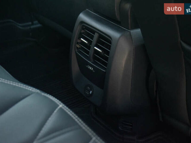 Серый Форд Mustang Mach-E, объемом двигателя 0 л и пробегом 46 тыс. км за 25500 $, фото 34 на Automoto.ua