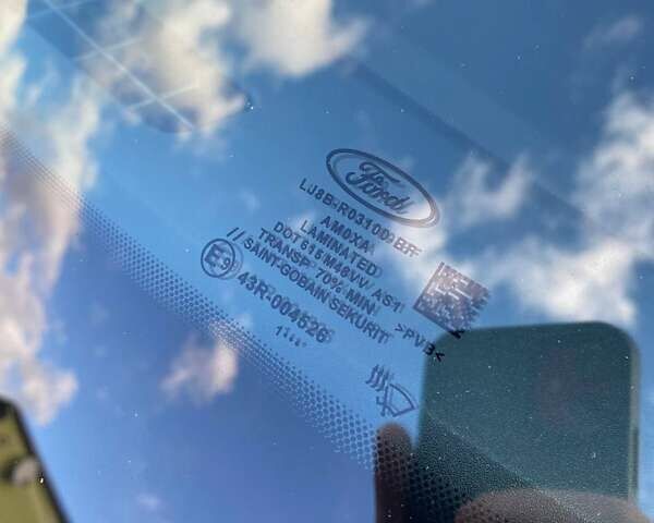 Сірий Форд Mustang Mach-E, об'ємом двигуна 0 л та пробігом 66 тис. км за 27300 $, фото 29 на Automoto.ua