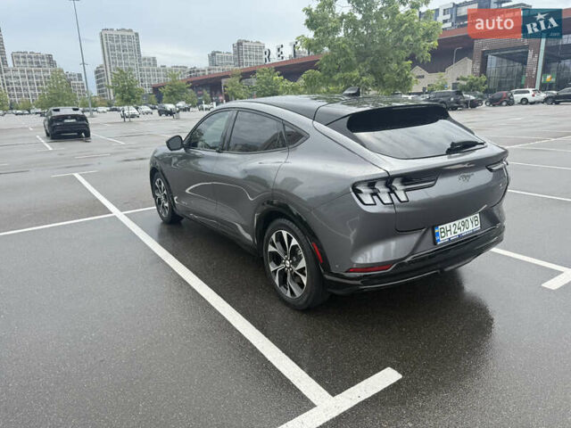 Сірий Форд Mustang Mach-E, об'ємом двигуна 0 л та пробігом 70 тис. км за 27000 $, фото 4 на Automoto.ua