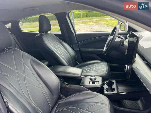 Форд Mustang Mach-E 2021 в Луцке на Automoto.ua Серый Форд Mustang Mach-E, объемом двигателя 0 л и пробегом 36 тыс. км за 22200 $, фото 18 на Automoto.ua