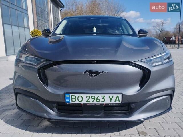 Серый Форд Mustang Mach-E, объемом двигателя 0 л и пробегом 86 тыс. км за 26100 $, фото 4 на Automoto.ua