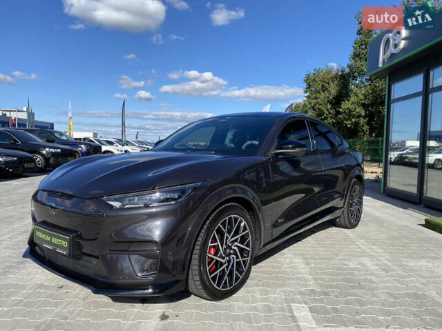 Серый Форд Mustang Mach-E, объемом двигателя 0 л и пробегом 35 тыс. км за 33900 $, фото 1 на Automoto.ua
