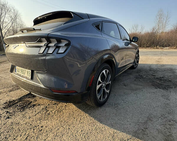 Серый Форд Mustang Mach-E, объемом двигателя 0 л и пробегом 59 тыс. км за 25500 $, фото 26 на Automoto.ua