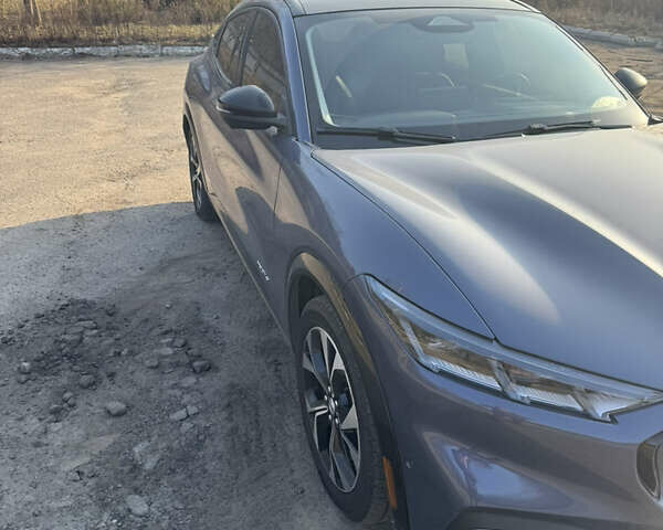 Серый Форд Mustang Mach-E, объемом двигателя 0 л и пробегом 59 тыс. км за 25500 $, фото 4 на Automoto.ua