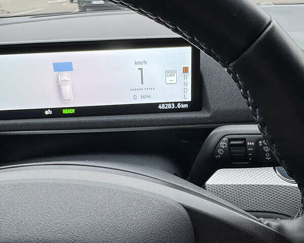 Серый Форд Mustang Mach-E, объемом двигателя 0 л и пробегом 48 тыс. км за 21800 $, фото 28 на Automoto.ua