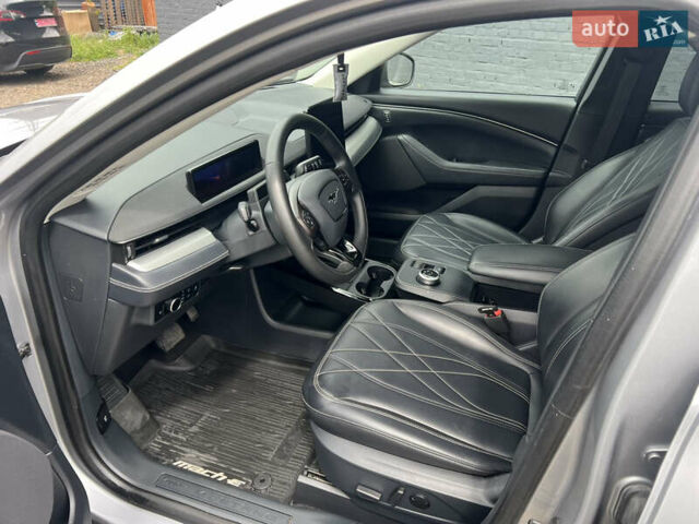 Форд Mustang Mach-E 2021 в Луцке на Automoto.ua Серый Форд Mustang Mach-E, объемом двигателя 0 л и пробегом 36 тыс. км за 22200 $, фото 28 на Automoto.ua