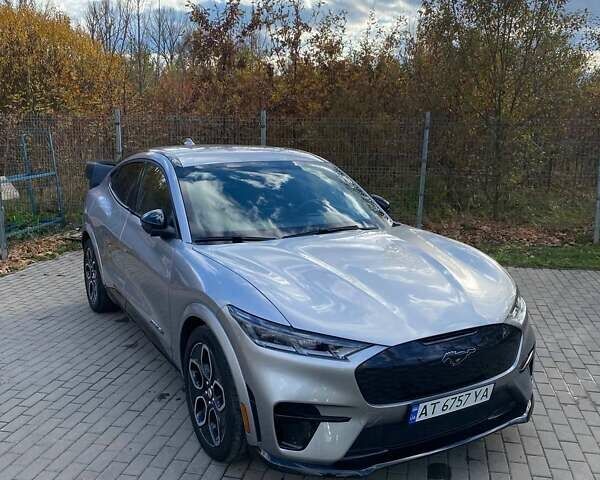 Сірий Форд Mustang Mach-E, об'ємом двигуна 0 л та пробігом 66 тис. км за 27300 $, фото 11 на Automoto.ua