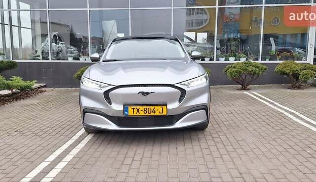 Серый Форд Mustang Mach-E, объемом двигателя 0 л и пробегом 136 тыс. км за 21800 $, фото 1 на Automoto.ua