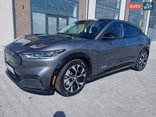 Серый Форд Mustang Mach-E, объемом двигателя 0 л и пробегом 86 тыс. км за 26100 $, фото 15 на Automoto.ua