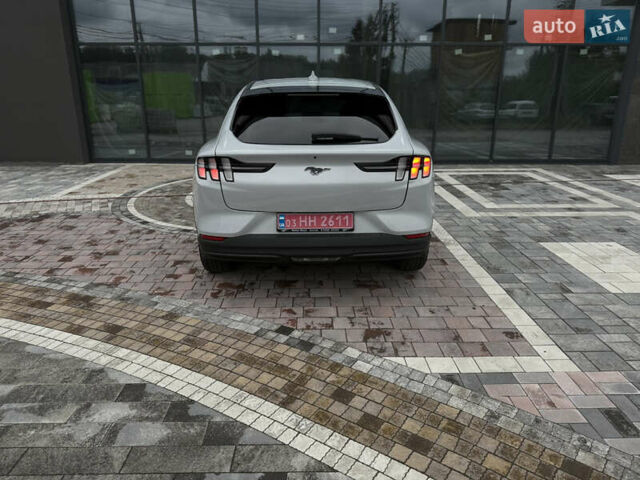 Серый Форд Mustang Mach-E, объемом двигателя 0 л и пробегом 76 тыс. км за 20999 $, фото 14 на Automoto.ua