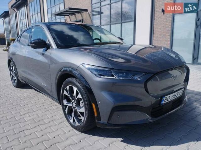 Серый Форд Mustang Mach-E, объемом двигателя 0 л и пробегом 86 тыс. км за 26100 $, фото 8 на Automoto.ua