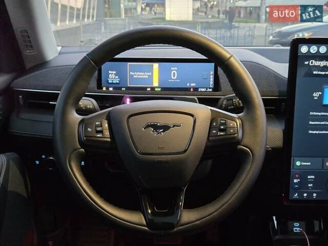 Серый Форд Mustang Mach-E, объемом двигателя 0 л и пробегом 48 тыс. км за 26000 $, фото 22 на Automoto.ua