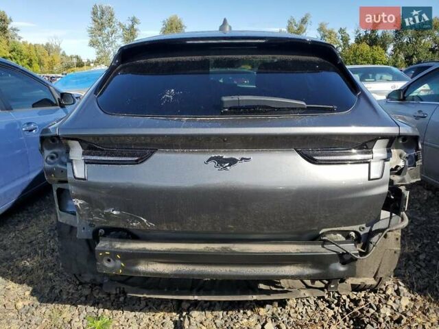 Серый Форд Mustang Mach-E, объемом двигателя 0 л и пробегом 42 тыс. км за 10000 $, фото 5 на Automoto.ua
