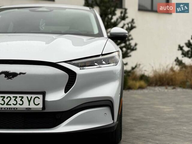 Серый Форд Mustang Mach-E, объемом двигателя 0 л и пробегом 60 тыс. км за 20800 $, фото 1 на Automoto.ua