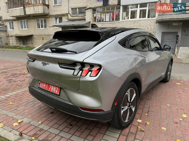 Серый Форд Mustang Mach-E, объемом двигателя 0 л и пробегом 46 тыс. км за 22500 $, фото 8 на Automoto.ua