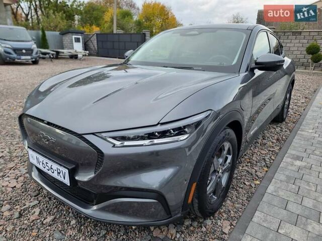 Серый Форд Mustang Mach-E, объемом двигателя 0 л и пробегом 175 тыс. км за 21900 $, фото 9 на Automoto.ua