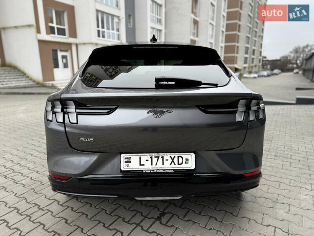 Сірий Форд Mustang Mach-E, об'ємом двигуна 0 л та пробігом 158 тис. км за 27772 $, фото 12 на Automoto.ua