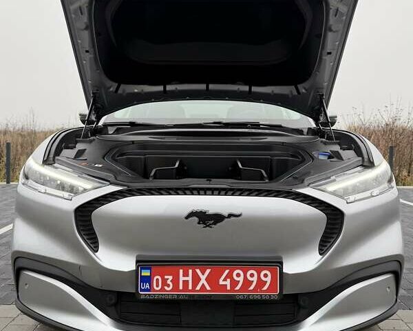 Сірий Форд Mustang Mach-E, об'ємом двигуна 0 л та пробігом 181 тис. км за 22600 $, фото 65 на Automoto.ua