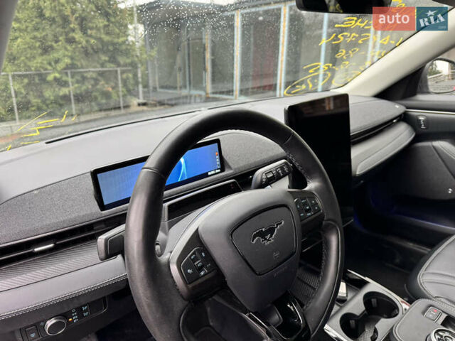 Серый Форд Mustang Mach-E, объемом двигателя 0 л и пробегом 86 тыс. км за 24000 $, фото 7 на Automoto.ua