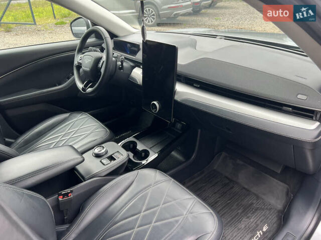 Форд Mustang Mach-E 2021 в Луцке на Automoto.ua Серый Форд Mustang Mach-E, объемом двигателя 0 л и пробегом 36 тыс. км за 22200 $, фото 17 на Automoto.ua
