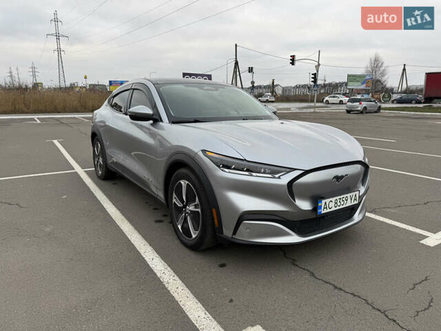 Серый Форд Mustang Mach-E, объемом двигателя 0 л и пробегом 48 тыс. км за 21800 $, фото 2 на Automoto.ua