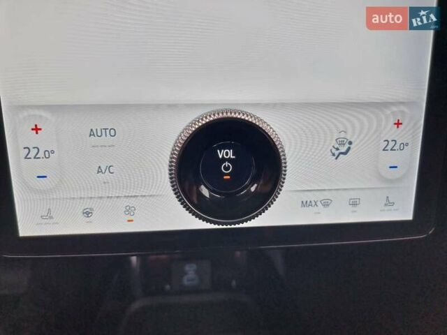 Серый Форд Mustang Mach-E, объемом двигателя 0 л и пробегом 175 тыс. км за 21900 $, фото 45 на Automoto.ua