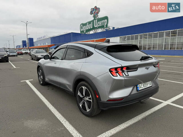 Серый Форд Mustang Mach-E, объемом двигателя 0 л и пробегом 48 тыс. км за 21800 $, фото 5 на Automoto.ua