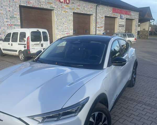 Форд Mustang Mach-E 2021 у Коломые на Automoto.ua Сірий Форд Mustang Mach-E, об'ємом двигуна 0 л та пробігом 67 тис. км за 26000 $, фото 2 на Automoto.ua