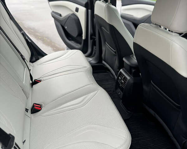 Серый Форд Mustang Mach-E, объемом двигателя 0 л и пробегом 73 тыс. км за 25000 $, фото 9 на Automoto.ua