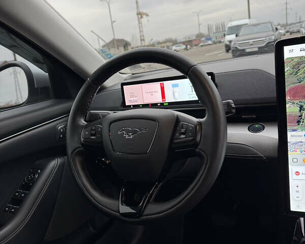 Серый Форд Mustang Mach-E, объемом двигателя 0 л и пробегом 48 тыс. км за 21800 $, фото 29 на Automoto.ua