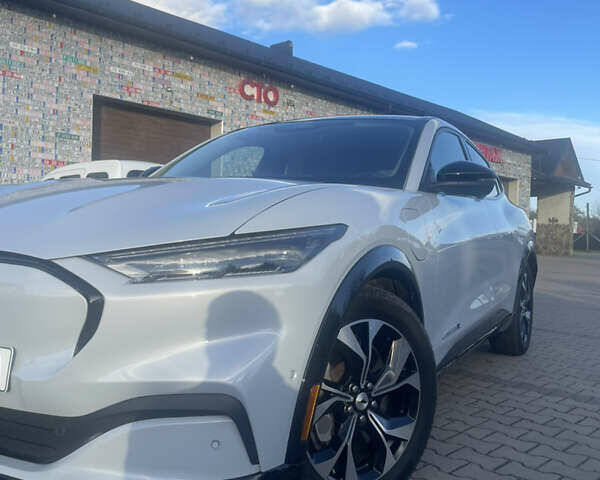 Форд Mustang Mach-E 2021 у Коломые на Automoto.ua Сірий Форд Mustang Mach-E, об'ємом двигуна 0 л та пробігом 67 тис. км за 26000 $, фото 1 на Automoto.ua